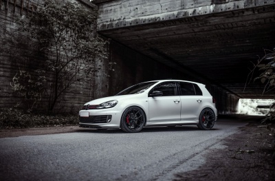 VOLKSWAGEN GOLF / R / GTI - VEHICLE GALLERY