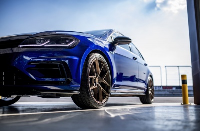 Volkswagen japan racing rim details