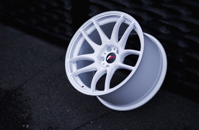 JR29 White