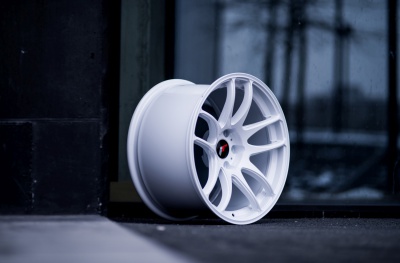 JR29 White
