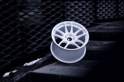 JR29 White