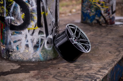 JR25 Hyper Black