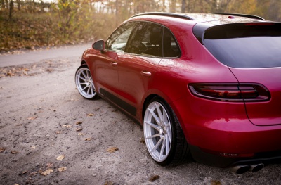 Porsche Silver Machined Face