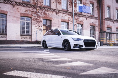 Audi japan racing rims