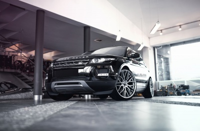 Land Rover pictures