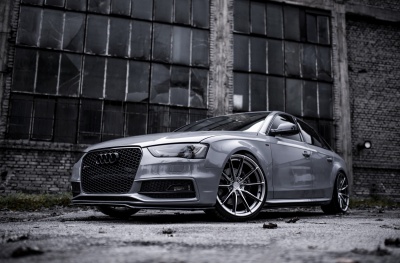 Audi A4 / S4 / RS4