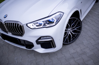BMW images