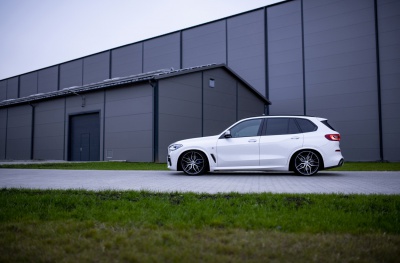 BMW JR28