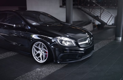 Mercedes-Benz pics