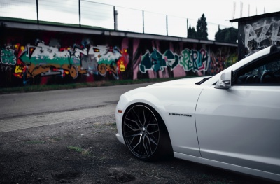 Chevrolet Gloss Black Machined Face