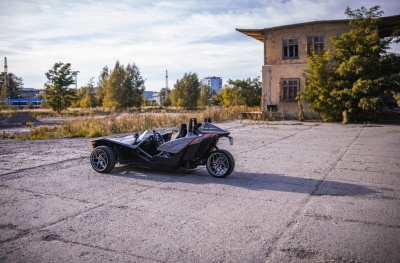Polaris Hyper Black
