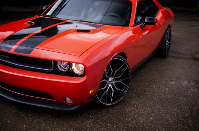 Dodge Gloss Black Machined Face