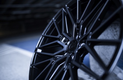JR38 Black Brushed Tinted Face