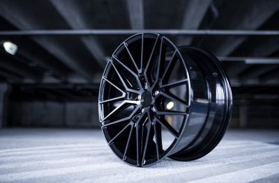 JR38 Black Brushed Tinted Face