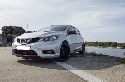 Nissan pictures