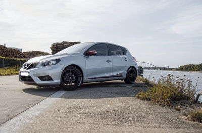Nissan pics