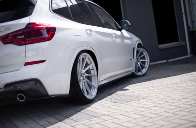 BMW japan racing rim details