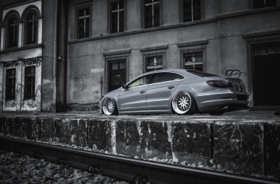 Volkswagen japan racing wheels details
