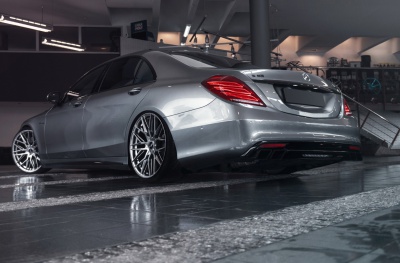 Mercedes-Benz japan racing rim details