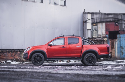 Isuzu pics