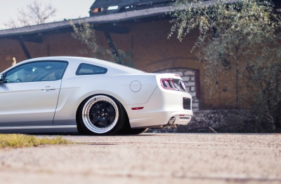 Ford japan racing rims