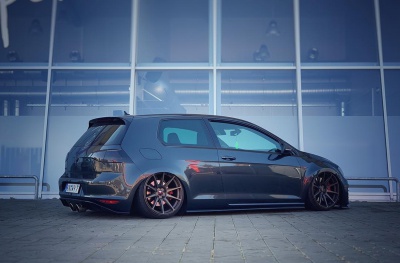 VOLKSWAGEN GOLF / R / GTI - VEHICLE GALLERY