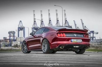 Ford japan racing wheels details