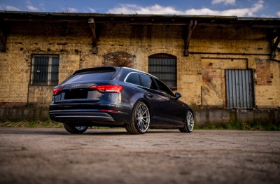 Audi A4 / S4 / RS4
