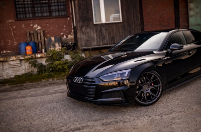 Audi JR42