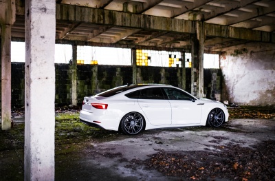 Audi JR42