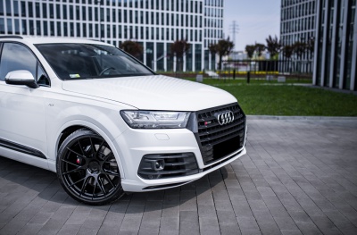 Audi Q7 / SQ7