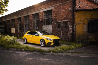 Mercedes-Benz pics