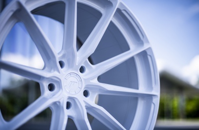 JR37 White