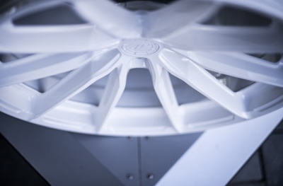 JR37 White