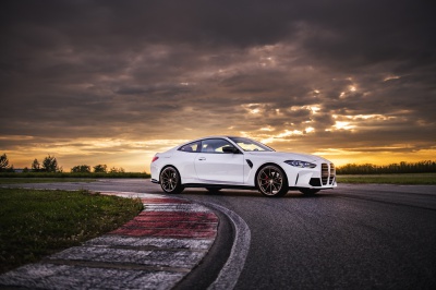 BMW 4 Series / M4
