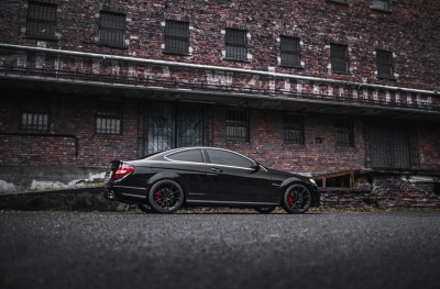 Mercedes-Benz pics