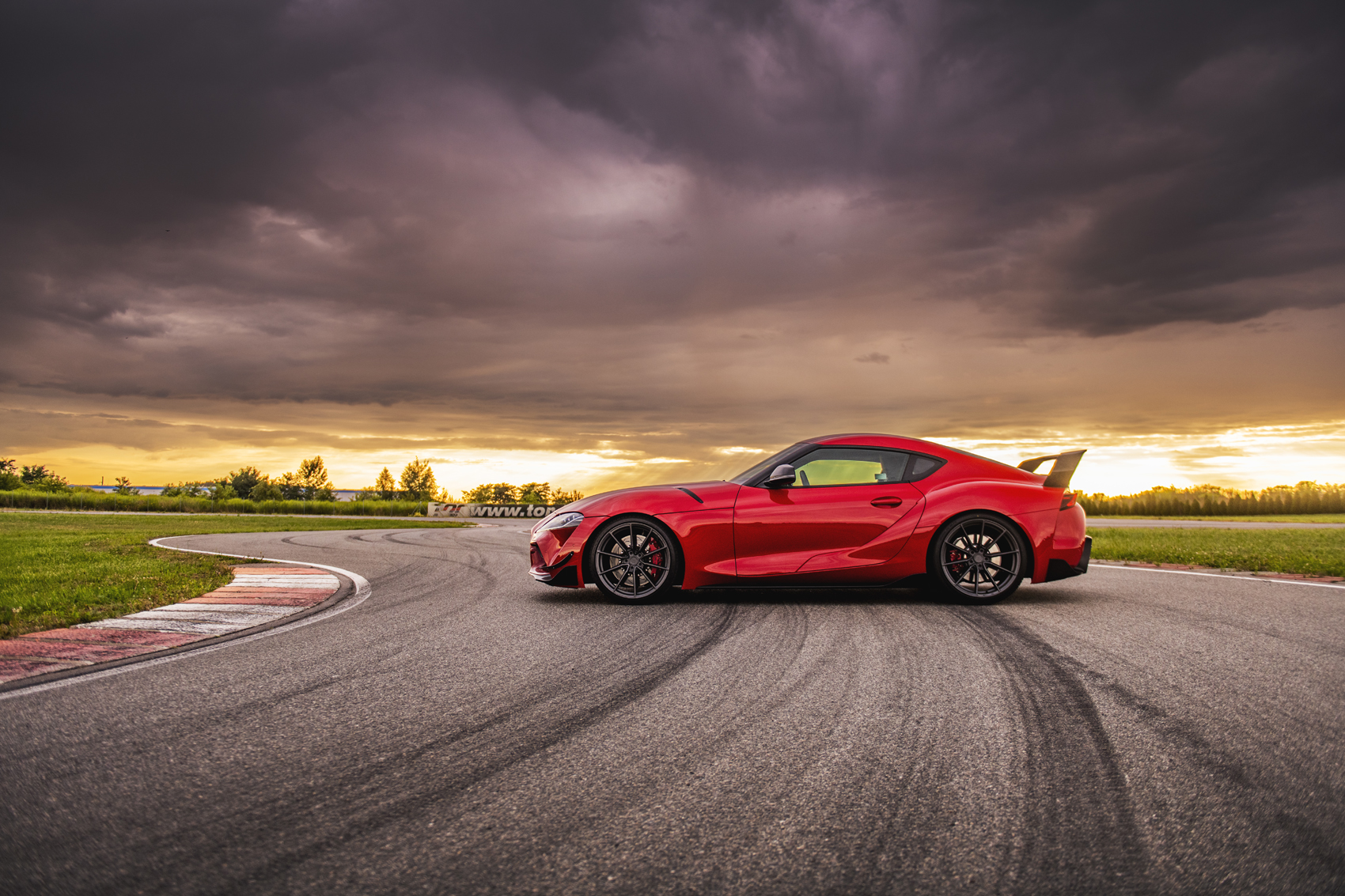 TOYOTA SUPRA VEHICLE GALLERY