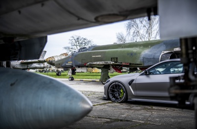 BMW 4 Series / M4