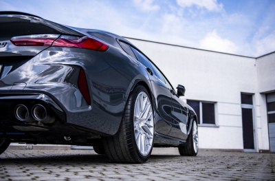 BMW 8 Series / M8