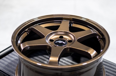 JR3 Gloss Bronze