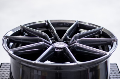 SL02 Gloss Graphite