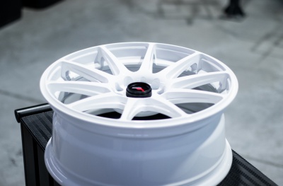JR11 Gloss White