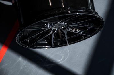 JR44 Gloss Black Machined Face