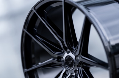 JR44 Gloss Black Machined Face