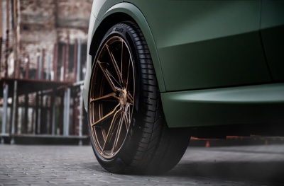 BMW Platinum Bronze