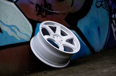 SL03 White