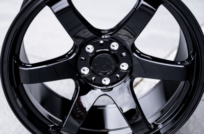 SL03 Glossy Black
