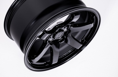 SL03 Glossy Black
