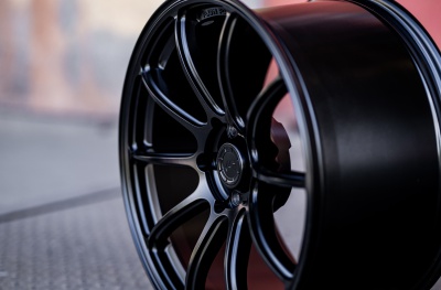 SL04 Matt Black