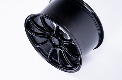SL04 Matt Black